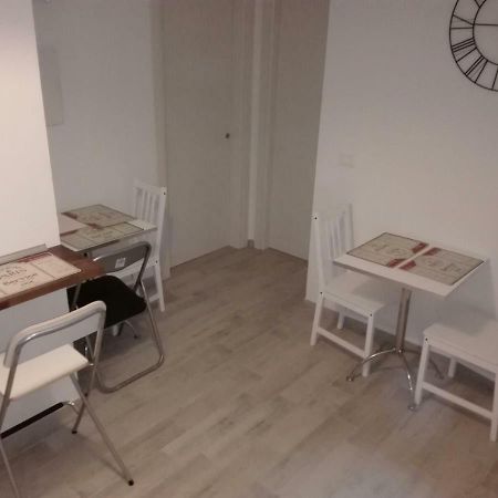 R&B Via Barozzi 6 Hotel Bologna Eksteriør billede